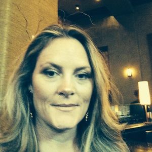 Meet your Posher, Cj